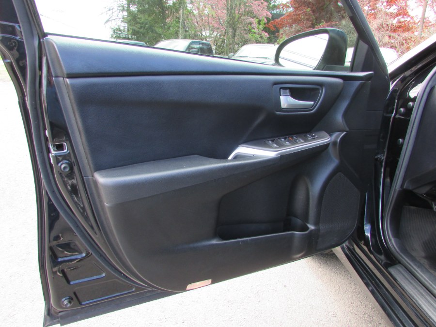 2017 Toyota Camry SE Auto (Natl), available for sale in East Windsor, Connecticut | United Auto Sales of E Windsor, Inc. East Windsor, Connecticut 2017 Toyota Camry SE Auto (Natl), available for sale in East Windsor, Connecticut | United Auto Sales of E Windsor, Inc. East Windsor, Connecticut