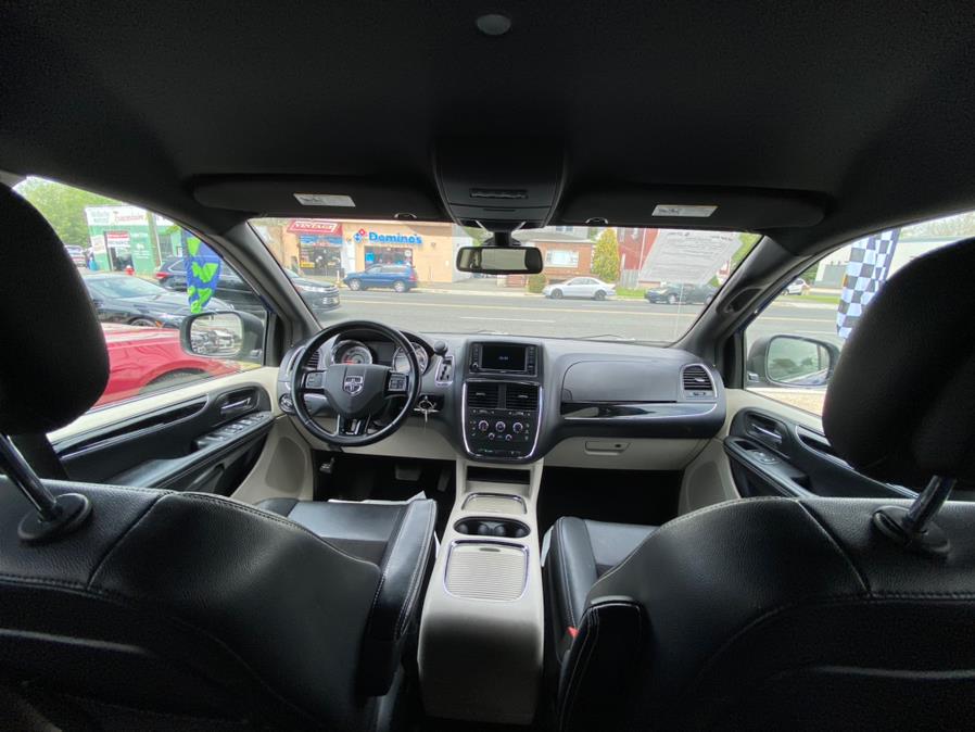 2020 Dodge Grand Caravan SXT Wagon, available for sale in Linden, New Jersey | Champion Auto Sales. Linden, New Jersey 2020 Dodge Grand Caravan SXT Wagon, available for sale in Linden, New Jersey | Champion Auto Sales. Linden, New Jersey