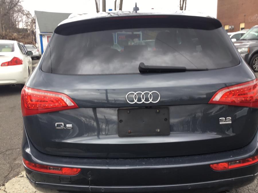 Used Audi Q5 quattro 4dr 3.2L Premium Plus 2009 | Liberty Motors. Manchester, Connecticut Used Audi Q5 quattro 4dr 3.2L Premium Plus 2009 | Liberty Motors. Manchester, Connecticut
