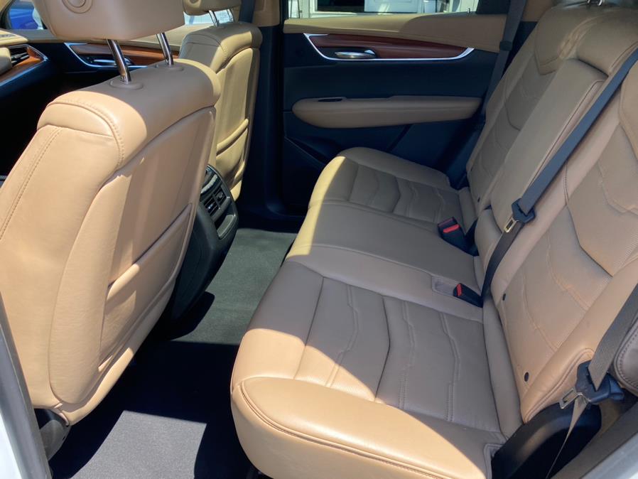 Used Cadillac XT5 AWD 4dr Platinum 2017 | Lava Motors 2 Inc. Canton, Connecticut Used Cadillac XT5 AWD 4dr Platinum 2017 | Lava Motors 2 Inc. Canton, Connecticut