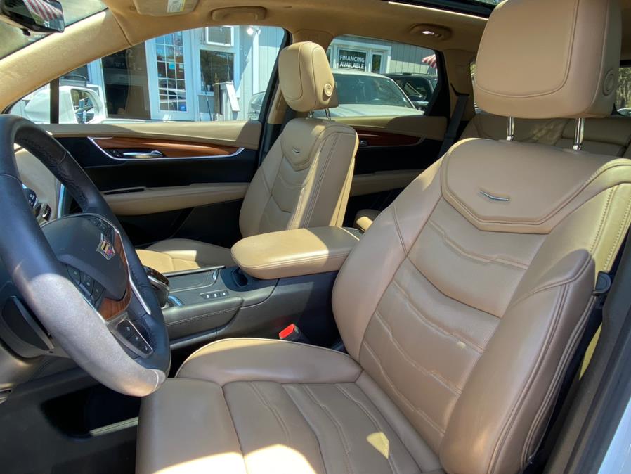Used Cadillac XT5 AWD 4dr Platinum 2017 | Lava Motors 2 Inc. Canton, Connecticut Used Cadillac XT5 AWD 4dr Platinum 2017 | Lava Motors 2 Inc. Canton, Connecticut