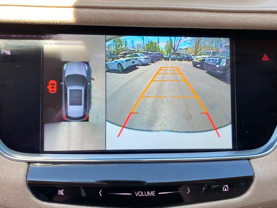 Used Cadillac XT5 AWD 4dr Platinum 2017 | Lava Motors 2 Inc. Canton, Connecticut Used Cadillac XT5 AWD 4dr Platinum 2017 | Lava Motors 2 Inc. Canton, Connecticut