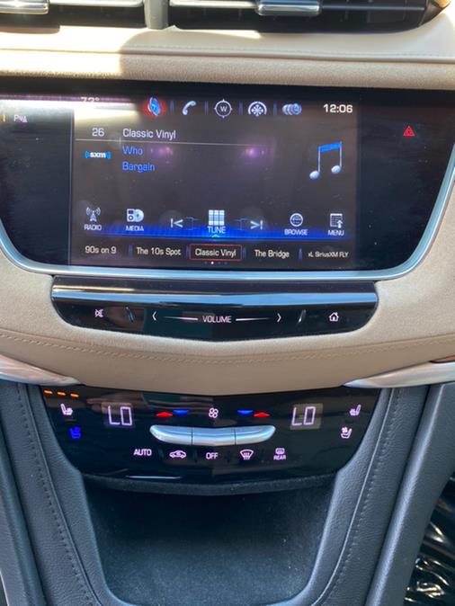 Used Cadillac XT5 AWD 4dr Platinum 2017 | Lava Motors 2 Inc. Canton, Connecticut Used Cadillac XT5 AWD 4dr Platinum 2017 | Lava Motors 2 Inc. Canton, Connecticut