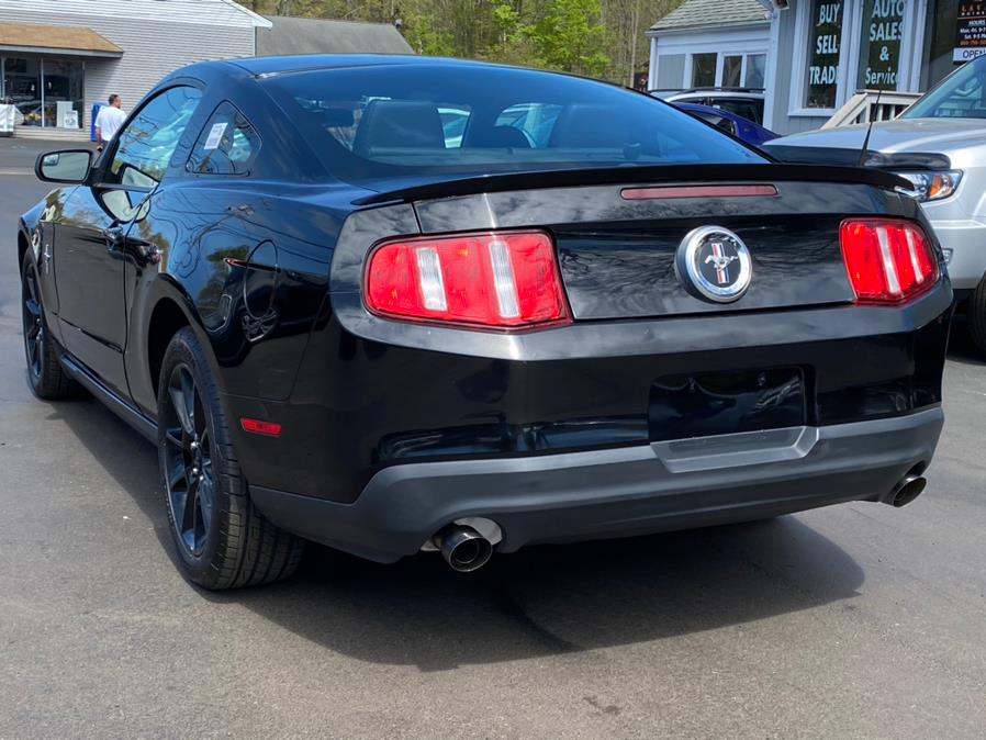 Used Ford Mustang 2dr Cpe V6 2011 | Lava Motors 2 Inc. Canton, Connecticut Used Ford Mustang 2dr Cpe V6 2011 | Lava Motors 2 Inc. Canton, Connecticut