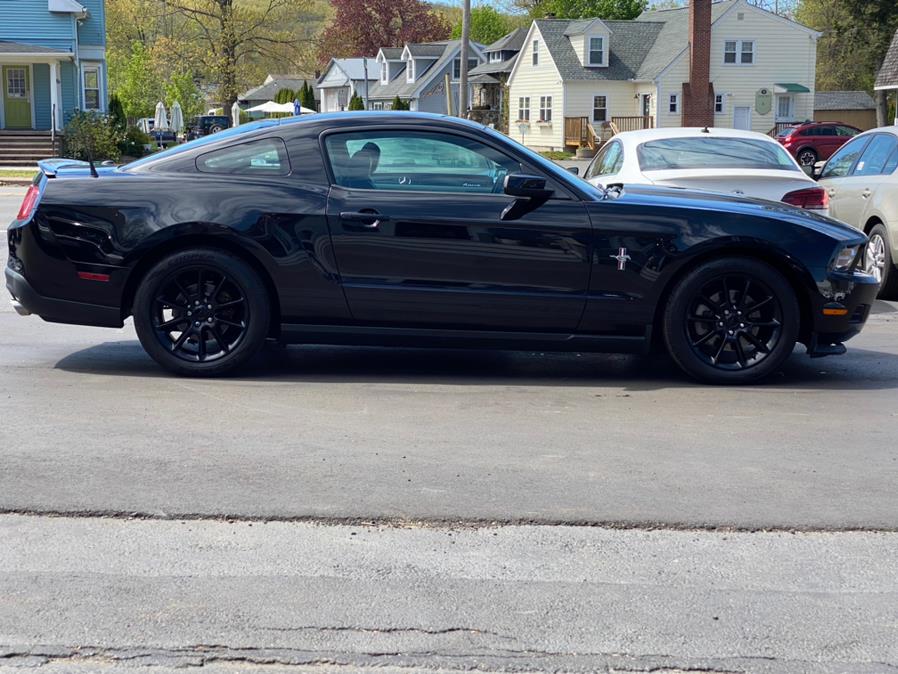 Used Ford Mustang 2dr Cpe V6 2011 | Lava Motors 2 Inc. Canton, Connecticut Used Ford Mustang 2dr Cpe V6 2011 | Lava Motors 2 Inc. Canton, Connecticut