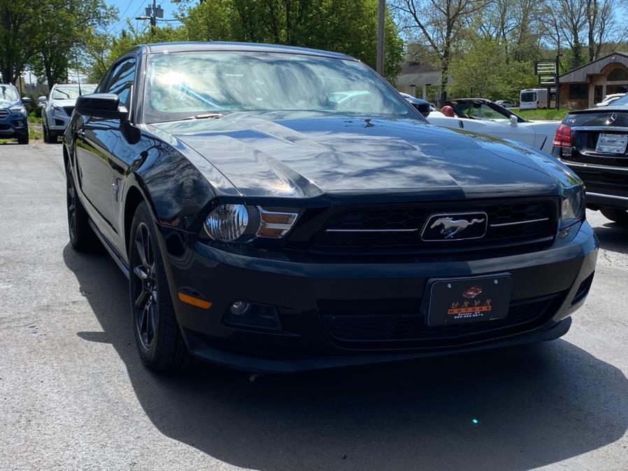 Used Ford Mustang 2dr Cpe V6 2011 | Lava Motors 2 Inc. Canton, Connecticut Used Ford Mustang 2dr Cpe V6 2011 | Lava Motors 2 Inc. Canton, Connecticut