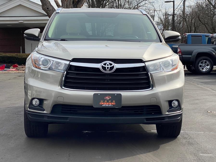Used Toyota Highlander AWD 4dr V6 XLE (Natl) 2015 | Lava Motors 2 Inc. Canton, Connecticut Used Toyota Highlander AWD 4dr V6 XLE (Natl) 2015 | Lava Motors 2 Inc. Canton, Connecticut