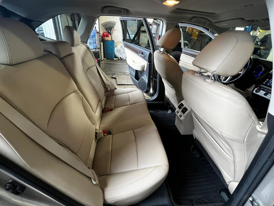 2015 Subaru Outback 4dr Wgn 2.5i Limited PZEV, available for sale in Canton, Connecticut | Lava Motors 2 Inc. Canton, Connecticut 2015 Subaru Outback 4dr Wgn 2.5i Limited PZEV, available for sale in Canton, Connecticut | Lava Motors 2 Inc. Canton, Connecticut