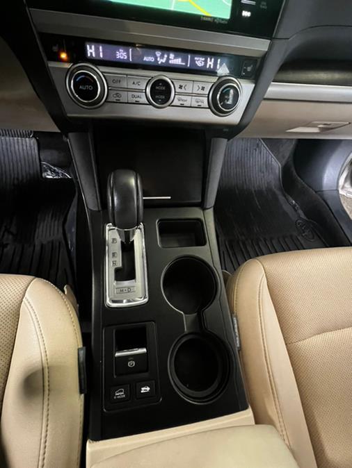 2015 Subaru Outback 4dr Wgn 2.5i Limited PZEV, available for sale in Canton, Connecticut | Lava Motors 2 Inc. Canton, Connecticut 2015 Subaru Outback 4dr Wgn 2.5i Limited PZEV, available for sale in Canton, Connecticut | Lava Motors 2 Inc. Canton, Connecticut