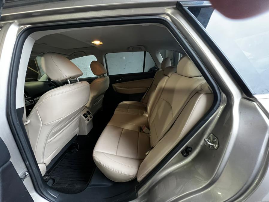 2015 Subaru Outback 4dr Wgn 2.5i Limited PZEV, available for sale in Canton, Connecticut | Lava Motors 2 Inc. Canton, Connecticut 2015 Subaru Outback 4dr Wgn 2.5i Limited PZEV, available for sale in Canton, Connecticut | Lava Motors 2 Inc. Canton, Connecticut