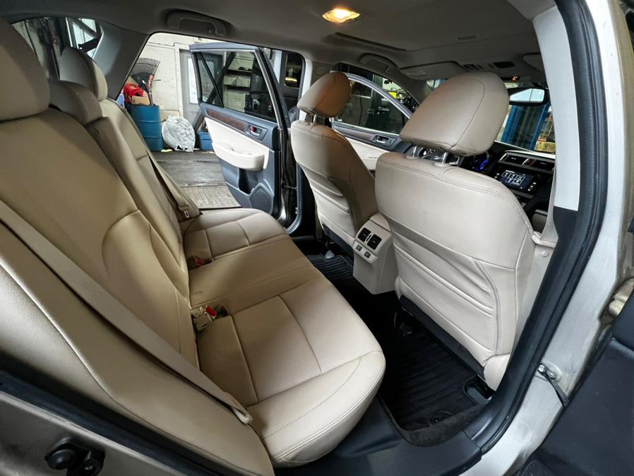 2015 Subaru Outback 4dr Wgn 2.5i Limited PZEV, available for sale in Canton, Connecticut | Lava Motors 2 Inc. Canton, Connecticut 2015 Subaru Outback 4dr Wgn 2.5i Limited PZEV, available for sale in Canton, Connecticut | Lava Motors 2 Inc. Canton, Connecticut