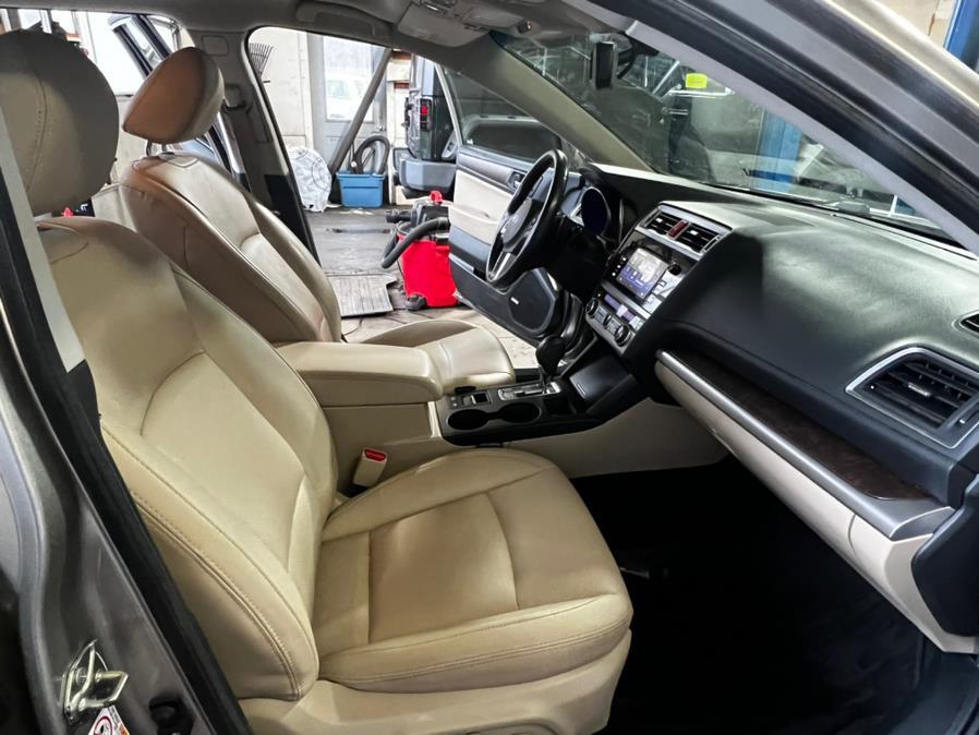 2015 Subaru Outback 4dr Wgn 2.5i Limited PZEV, available for sale in Canton, Connecticut | Lava Motors 2 Inc. Canton, Connecticut 2015 Subaru Outback 4dr Wgn 2.5i Limited PZEV, available for sale in Canton, Connecticut | Lava Motors 2 Inc. Canton, Connecticut