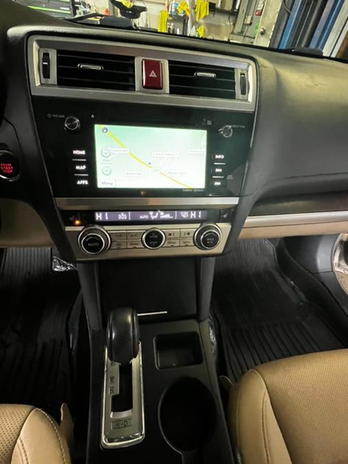 2015 Subaru Outback 4dr Wgn 2.5i Limited PZEV, available for sale in Canton, Connecticut | Lava Motors 2 Inc. Canton, Connecticut 2015 Subaru Outback 4dr Wgn 2.5i Limited PZEV, available for sale in Canton, Connecticut | Lava Motors 2 Inc. Canton, Connecticut