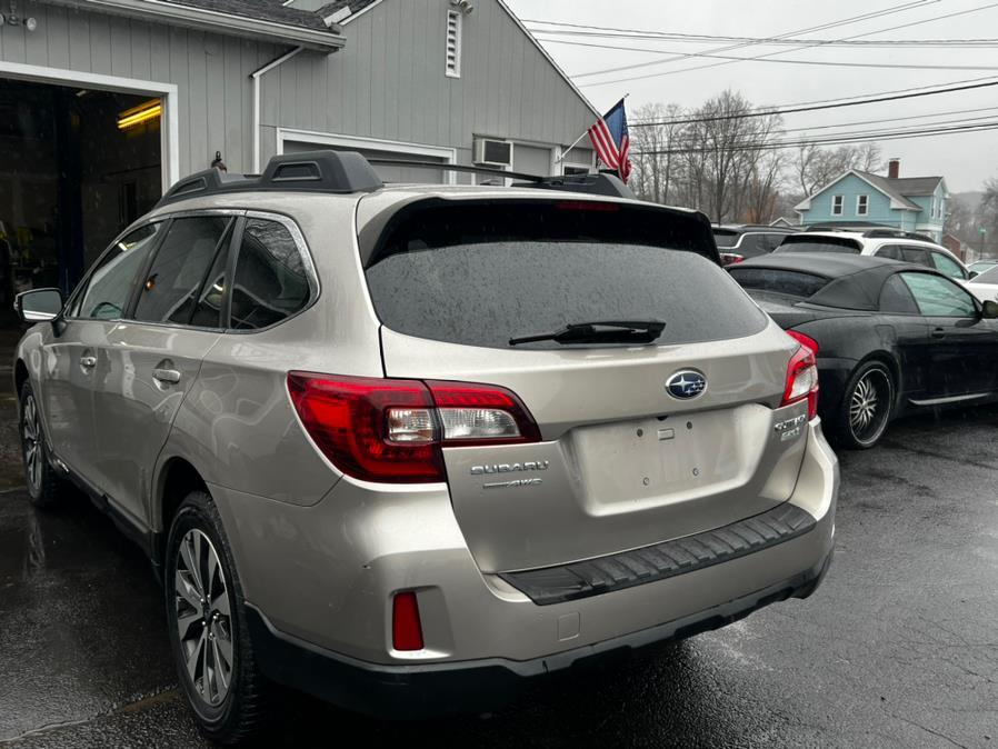 2015 Subaru Outback 4dr Wgn 2.5i Limited PZEV, available for sale in Canton, Connecticut | Lava Motors 2 Inc. Canton, Connecticut 2015 Subaru Outback 4dr Wgn 2.5i Limited PZEV, available for sale in Canton, Connecticut | Lava Motors 2 Inc. Canton, Connecticut