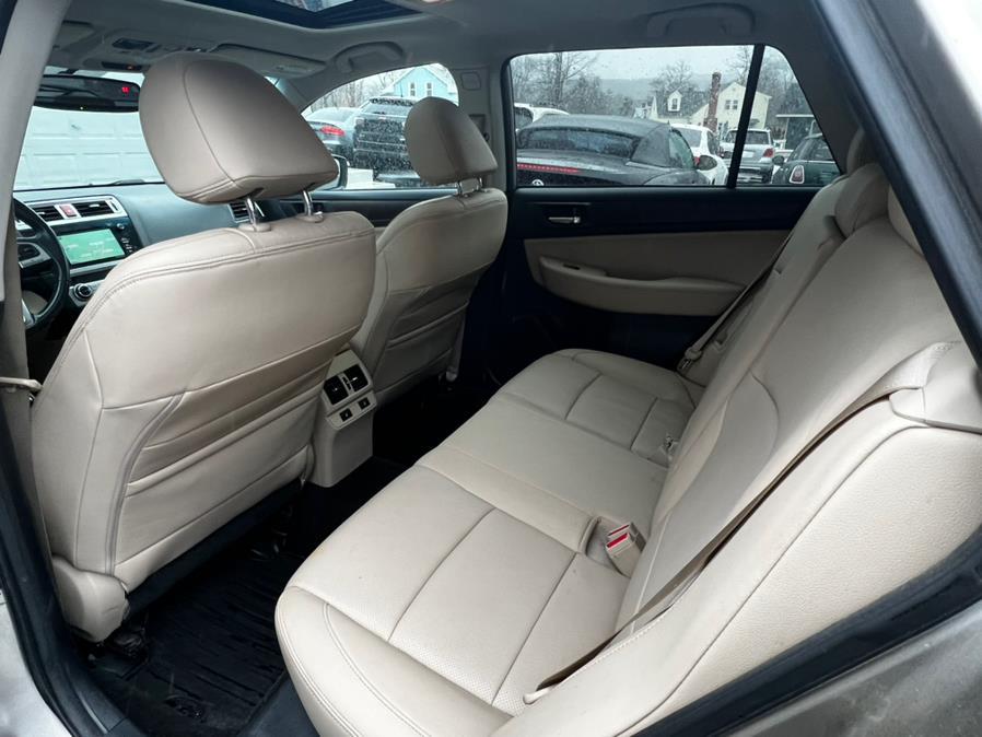 2015 Subaru Outback 4dr Wgn 2.5i Limited PZEV, available for sale in Canton, Connecticut | Lava Motors 2 Inc. Canton, Connecticut 2015 Subaru Outback 4dr Wgn 2.5i Limited PZEV, available for sale in Canton, Connecticut | Lava Motors 2 Inc. Canton, Connecticut