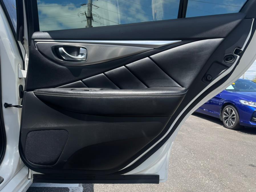2016 INFINITI Q50 3.0t Premium. CLEAN CARFAX!, available for sale in Elmont, New York | Sunrise of Elmont. Elmont, New York 2016 INFINITI Q50 3.0t Premium. CLEAN CARFAX!, available for sale in Elmont, New York | Sunrise of Elmont. Elmont, New York