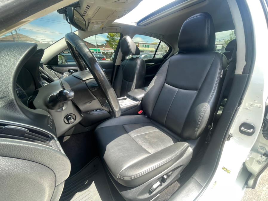 2016 INFINITI Q50 3.0t Premium. CLEAN CARFAX!, available for sale in Elmont, New York | Sunrise of Elmont. Elmont, New York 2016 INFINITI Q50 3.0t Premium. CLEAN CARFAX!, available for sale in Elmont, New York | Sunrise of Elmont. Elmont, New York