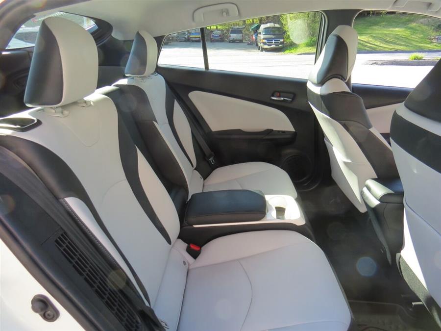 Used Toyota Prius Prime Advanced 4dr Hatchback 2017 | Lake City Exports Inc. Auburn, Maine Used Toyota Prius Prime Advanced 4dr Hatchback 2017 | Lake City Exports Inc. Auburn, Maine