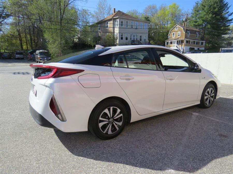 Used Toyota Prius Prime Advanced 4dr Hatchback 2017 | Lake City Exports Inc. Auburn, Maine Used Toyota Prius Prime Advanced 4dr Hatchback 2017 | Lake City Exports Inc. Auburn, Maine