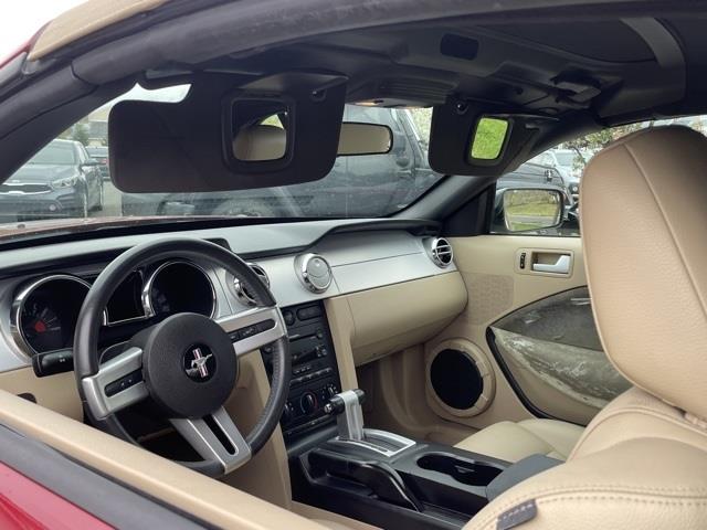 Used Ford Mustang GT Deluxe 2005 | Blasius of Danbury. Danbury, Connecticut Used Ford Mustang GT Deluxe 2005 | Blasius of Danbury. Danbury, Connecticut