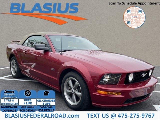 Used Ford Mustang GT Deluxe 2005 | Blasius Federal Road. Brookfield, Connecticut