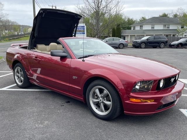 Used Ford Mustang GT Deluxe 2005 | Blasius of Danbury. Danbury, Connecticut Used Ford Mustang GT Deluxe 2005 | Blasius of Danbury. Danbury, Connecticut