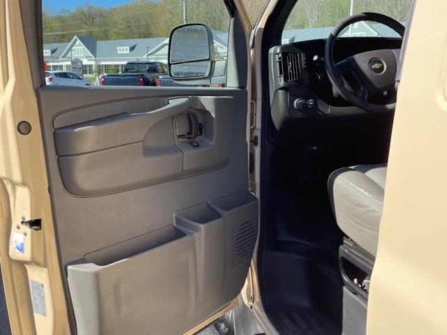 Used Chevrolet Express 2500 Work Van 2015 | Blasius of Danbury. Danbury, Connecticut Used Chevrolet Express 2500 Work Van 2015 | Blasius of Danbury. Danbury, Connecticut