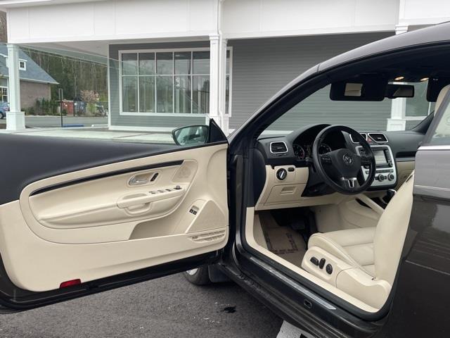 Used Volkswagen Eos Executive Edition 2014 | Blasius Federal Road. Brookfield, Connecticut Used Volkswagen Eos Executive Edition 2014 | Blasius Federal Road. Brookfield, Connecticut