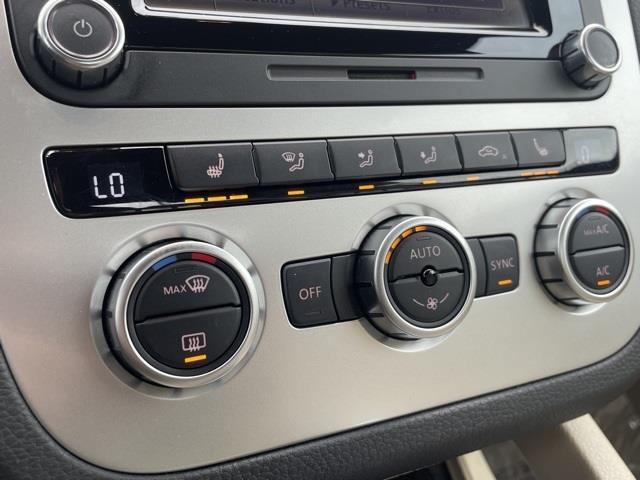 Used Volkswagen Eos Executive Edition 2014 | Blasius Federal Road. Brookfield, Connecticut Used Volkswagen Eos Executive Edition 2014 | Blasius Federal Road. Brookfield, Connecticut