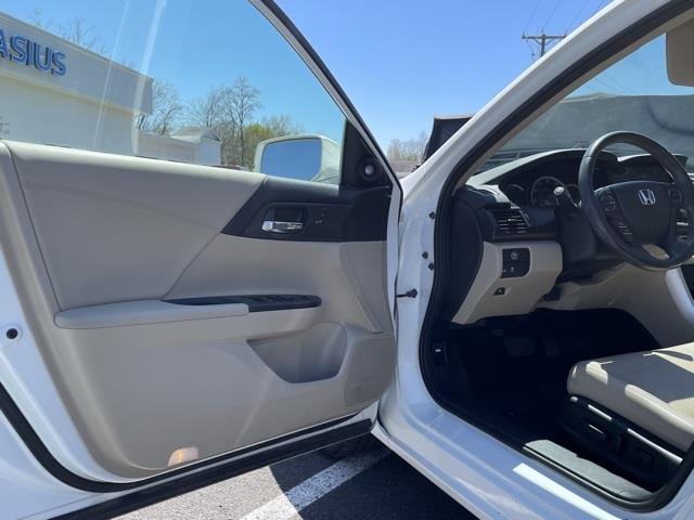 Used Honda Accord EX-L 2013 | Blasius Federal Road. Brookfield, Connecticut Used Honda Accord EX-L 2013 | Blasius Federal Road. Brookfield, Connecticut