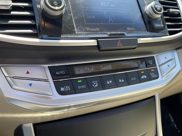 Used Honda Accord EX-L 2013 | Blasius Federal Road. Brookfield, Connecticut Used Honda Accord EX-L 2013 | Blasius Federal Road. Brookfield, Connecticut