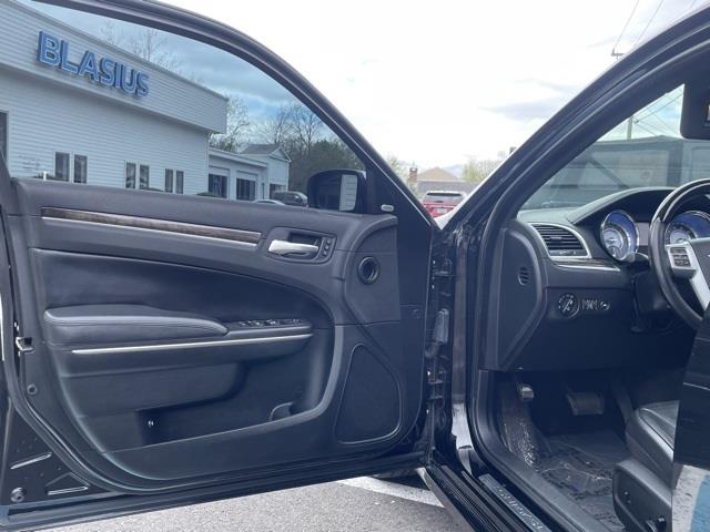 Used Chrysler 300c Base 2013 | Blasius Federal Road. Brookfield, Connecticut Used Chrysler 300c Base 2013 | Blasius Federal Road. Brookfield, Connecticut