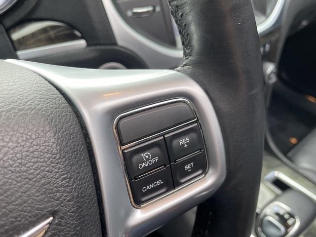 Used Chrysler 300c Base 2013 | Blasius Federal Road. Brookfield, Connecticut Used Chrysler 300c Base 2013 | Blasius Federal Road. Brookfield, Connecticut
