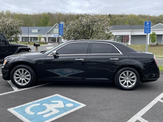 Used Chrysler 300c Base 2013 | Blasius Federal Road. Brookfield, Connecticut Used Chrysler 300c Base 2013 | Blasius Federal Road. Brookfield, Connecticut