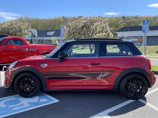 Used Mini John Cooper Works Base 2016 | Blasius of Danbury. Danbury, Connecticut Used Mini John Cooper Works Base 2016 | Blasius of Danbury. Danbury, Connecticut