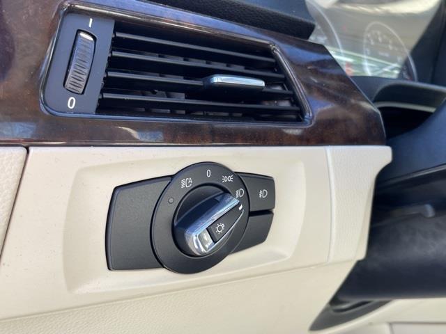 Used BMW 3 Series 328i xDrive 2013 | Blasius Federal Road. Brookfield, Connecticut Used BMW 3 Series 328i xDrive 2013 | Blasius Federal Road. Brookfield, Connecticut