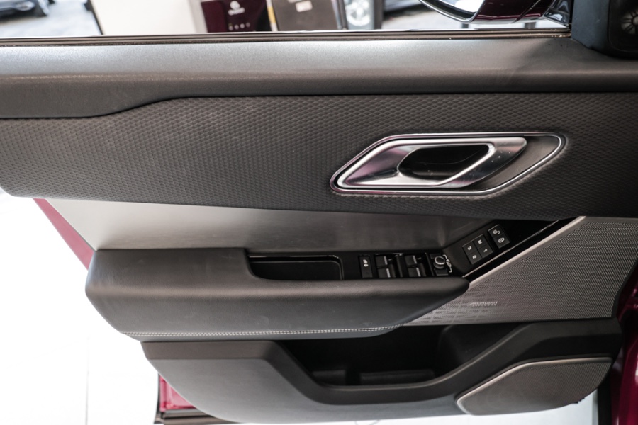 Used Land Rover Range Rover Velar P250 R-Dynamic SE 2019 | 26 Motors Long Island. ELMONT, New York Used Land Rover Range Rover Velar P250 R-Dynamic SE 2019 | 26 Motors Long Island. ELMONT, New York