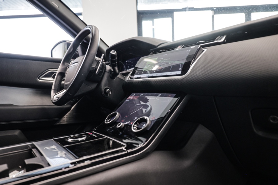 Used Land Rover Range Rover Velar P250 R-Dynamic SE 2019 | 26 Motors Long Island. ELMONT, New York Used Land Rover Range Rover Velar P250 R-Dynamic SE 2019 | 26 Motors Long Island. ELMONT, New York