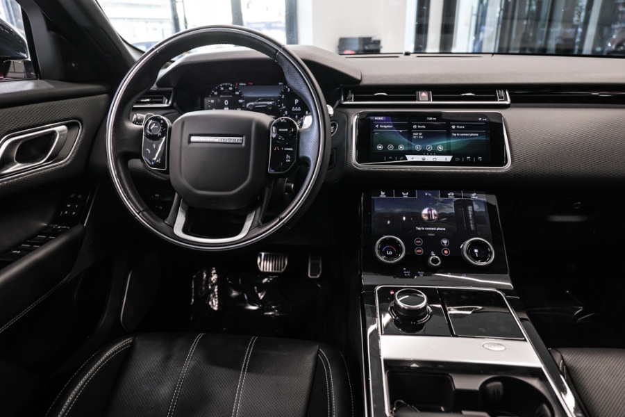 Used Land Rover Range Rover Velar P250 R-Dynamic SE 2019 | 26 Motors Long Island. ELMONT, New York Used Land Rover Range Rover Velar P250 R-Dynamic SE 2019 | 26 Motors Long Island. ELMONT, New York