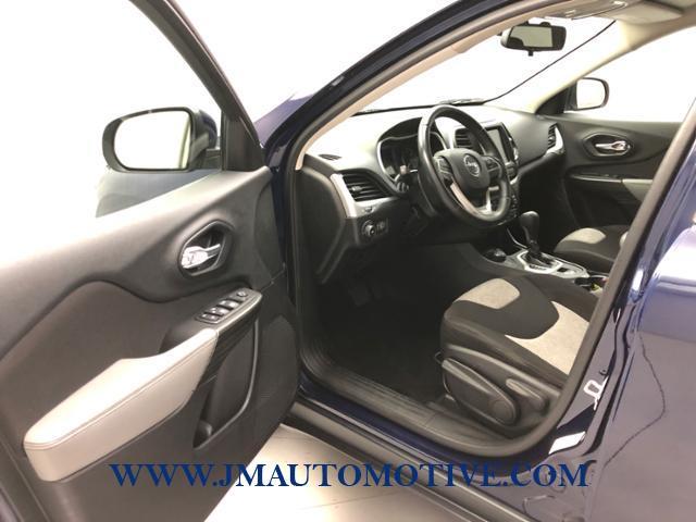Used Jeep Cherokee 4WD 4dr Latitude 2014 | J&M Automotive Sls&Svc LLC. Naugatuck, Connecticut Used Jeep Cherokee 4WD 4dr Latitude 2014 | J&M Automotive Sls&Svc LLC. Naugatuck, Connecticut