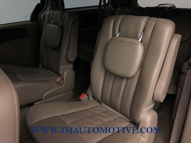 2014 Chrysler Town & Country 4dr Wgn Touring, available for sale in Naugatuck, Connecticut | J&M Automotive Sls&Svc LLC. Naugatuck, Connecticut 2014 Chrysler Town & Country 4dr Wgn Touring, available for sale in Naugatuck, Connecticut | J&M Automotive Sls&Svc LLC. Naugatuck, Connecticut