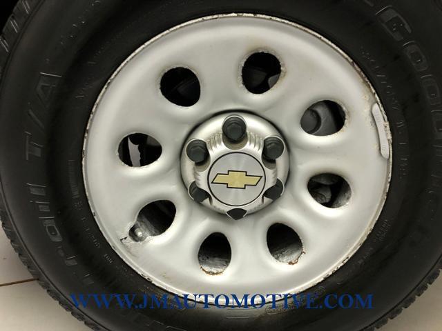 2011 Chevrolet Silverado 1500 4WD Ext Cab 143.5 Work Truck, available for sale in Naugatuck, Connecticut | J&M Automotive Sls&Svc LLC. Naugatuck, Connecticut 2011 Chevrolet Silverado 1500 4WD Ext Cab 143.5 Work Truck, available for sale in Naugatuck, Connecticut | J&M Automotive Sls&Svc LLC. Naugatuck, Connecticut