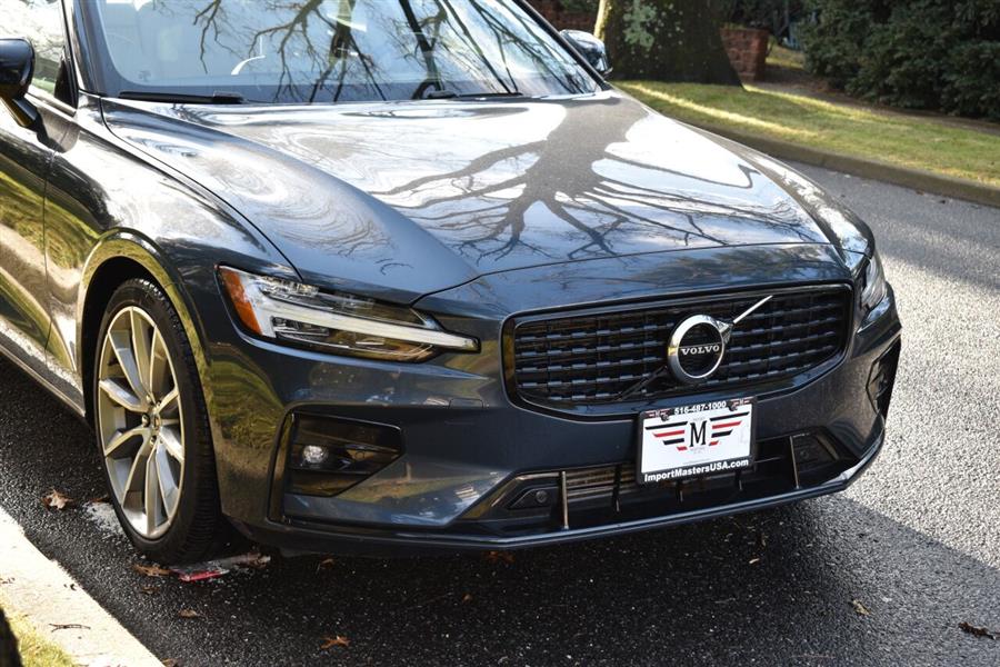 2021 Volvo S60 T5 Momentum AWD 4dr Sedan, available for sale in Great Neck, New York | Camy Cars. Great Neck, New York 2021 Volvo S60 T5 Momentum AWD 4dr Sedan, available for sale in Great Neck, New York | Camy Cars. Great Neck, New York