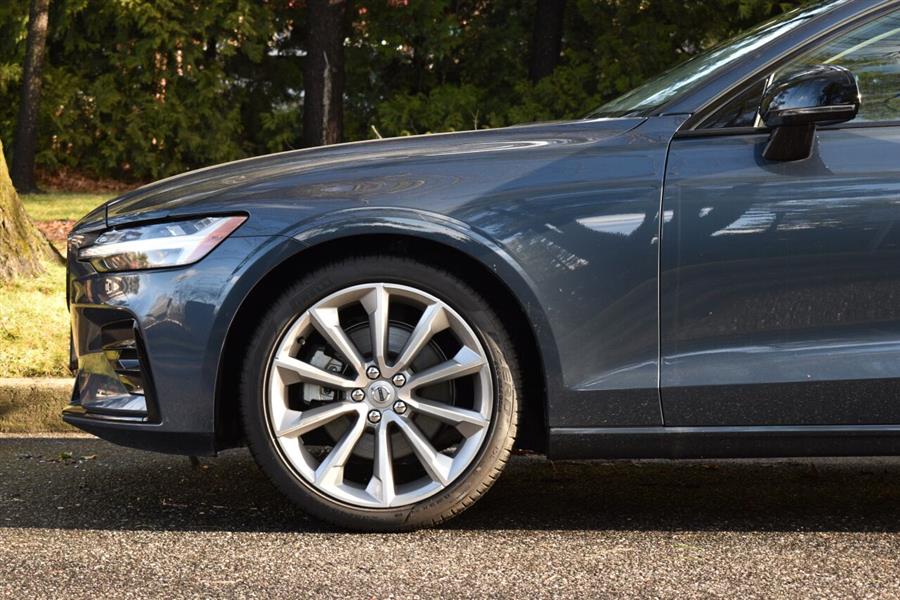 2021 Volvo S60 T5 Momentum AWD 4dr Sedan, available for sale in Great Neck, New York | Camy Cars. Great Neck, New York 2021 Volvo S60 T5 Momentum AWD 4dr Sedan, available for sale in Great Neck, New York | Camy Cars. Great Neck, New York