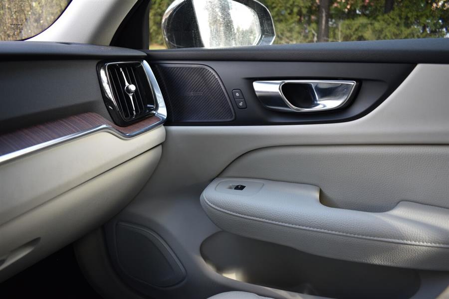 2021 Volvo S60 T5 Momentum AWD 4dr Sedan, available for sale in Great Neck, New York | Camy Cars. Great Neck, New York 2021 Volvo S60 T5 Momentum AWD 4dr Sedan, available for sale in Great Neck, New York | Camy Cars. Great Neck, New York