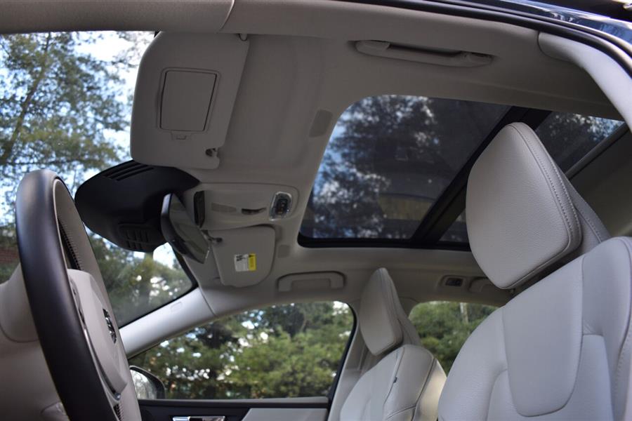2021 Volvo S60 T5 Momentum AWD 4dr Sedan, available for sale in Great Neck, New York | Camy Cars. Great Neck, New York 2021 Volvo S60 T5 Momentum AWD 4dr Sedan, available for sale in Great Neck, New York | Camy Cars. Great Neck, New York
