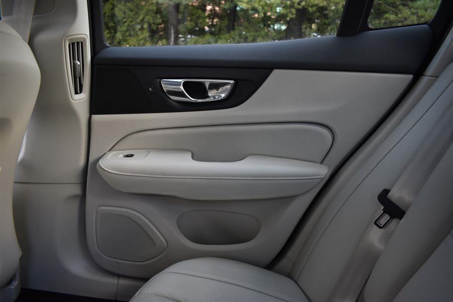 2021 Volvo S60 T5 Momentum AWD 4dr Sedan, available for sale in Great Neck, New York | Camy Cars. Great Neck, New York 2021 Volvo S60 T5 Momentum AWD 4dr Sedan, available for sale in Great Neck, New York | Camy Cars. Great Neck, New York