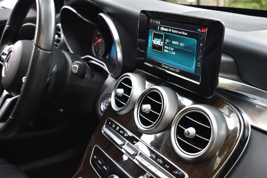 Used Mercedes-benz C-class C 300 4dr Sedan 2019 | Camy Cars. Great Neck, New York Used Mercedes-benz C-class C 300 4dr Sedan 2019 | Camy Cars. Great Neck, New York