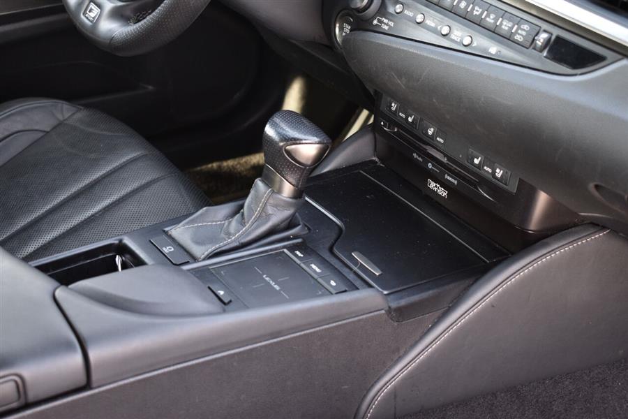 2019 Lexus Es 350 F SPORT 4dr Sedan, available for sale in Great Neck, New York | Camy Cars. Great Neck, New York 2019 Lexus Es 350 F SPORT 4dr Sedan, available for sale in Great Neck, New York | Camy Cars. Great Neck, New York
