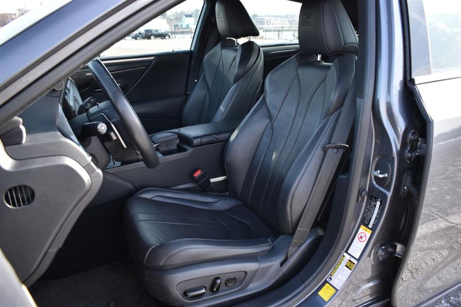 2019 Lexus Es 350 F SPORT 4dr Sedan, available for sale in Great Neck, New York | Camy Cars. Great Neck, New York 2019 Lexus Es 350 F SPORT 4dr Sedan, available for sale in Great Neck, New York | Camy Cars. Great Neck, New York